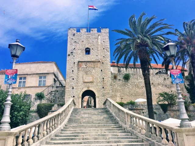 コルチュラ旧市街城壁の門